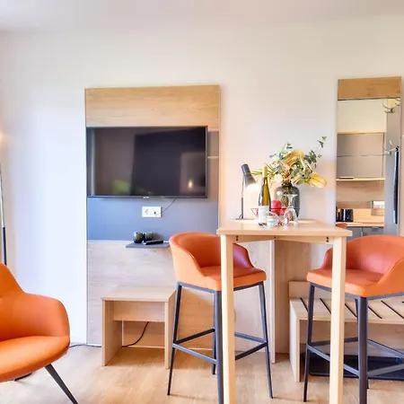 Tannenmeise 20 Im Wreecher Idyll Ruegen By Ruyastay * 普特布斯